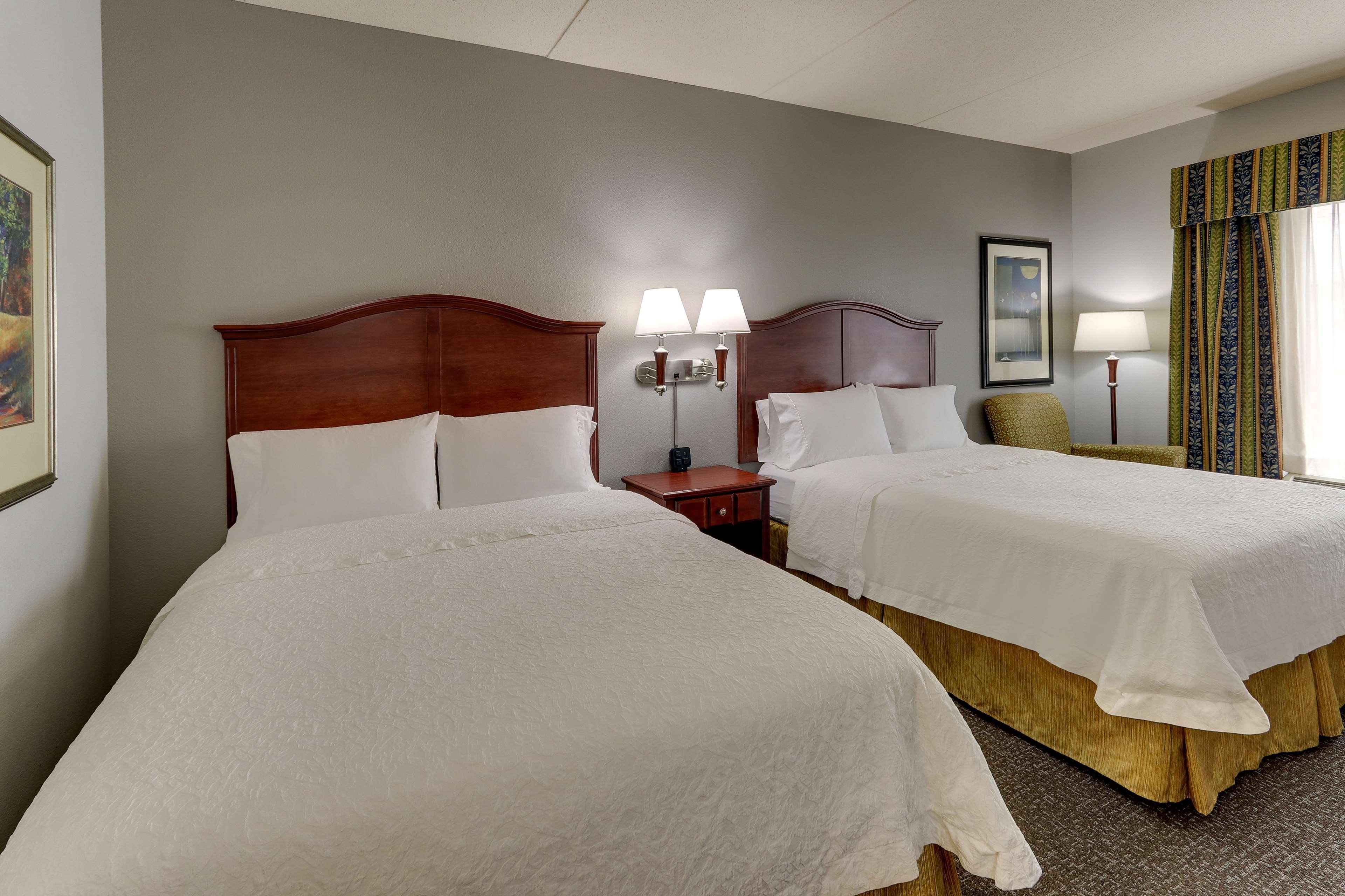 Hampton Inn & Suites Indianapolis-Airport Exterior foto