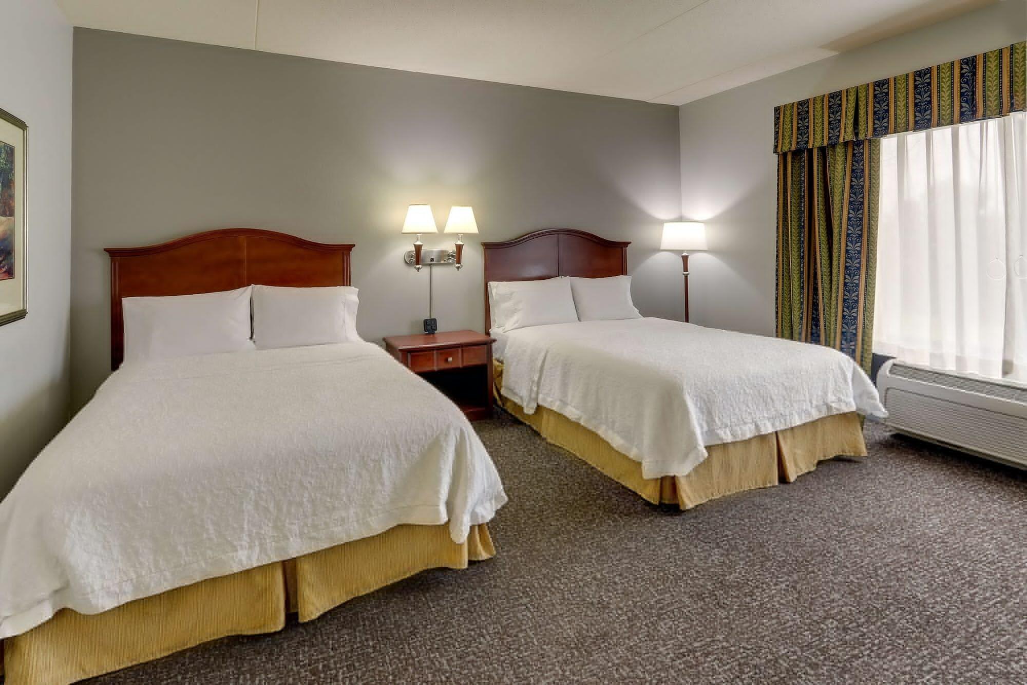 Hampton Inn & Suites Indianapolis-Airport Exterior foto